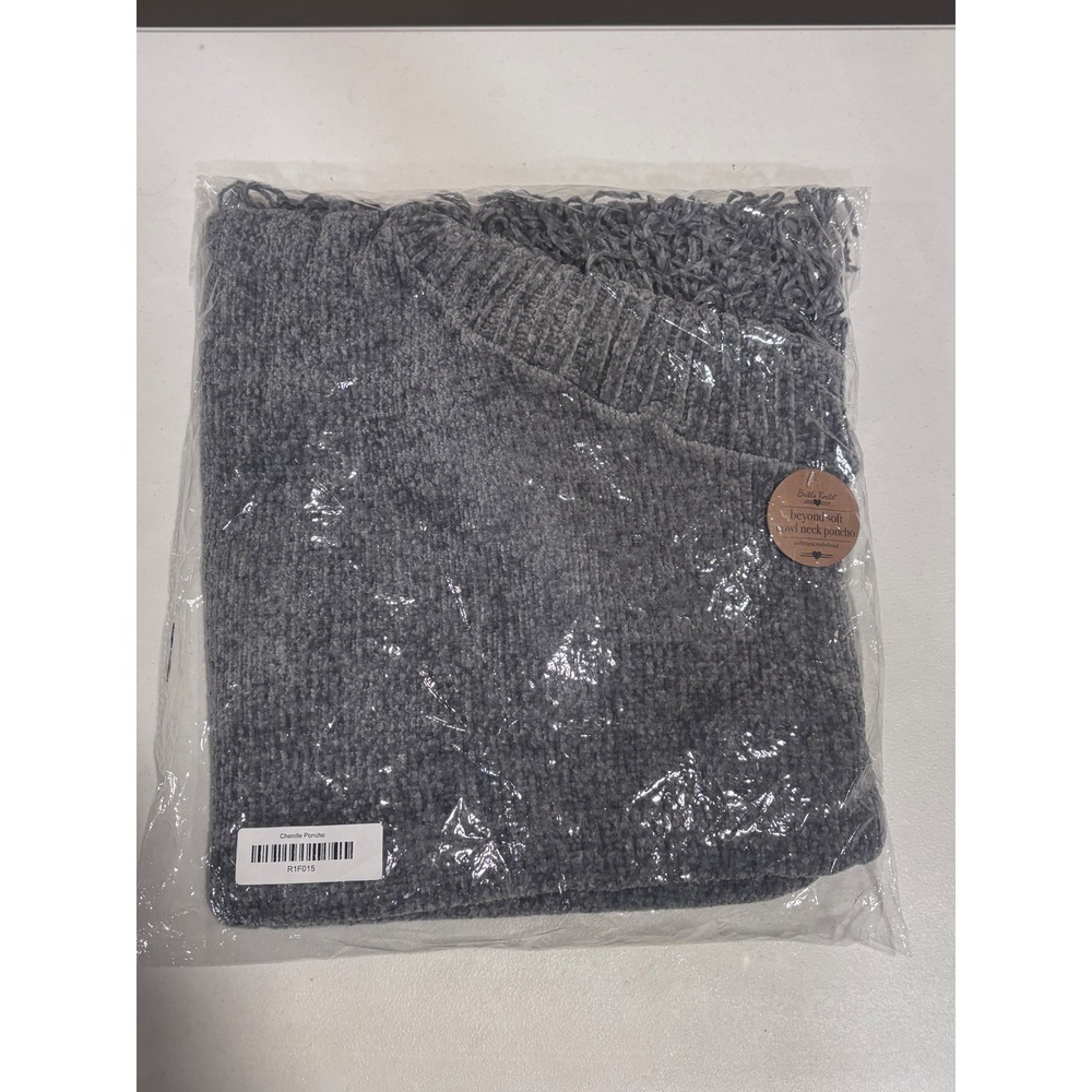 Britts Knits Beyond Soft Cowl Neck Poncho Grey Chenille Fringe Wrap NEW